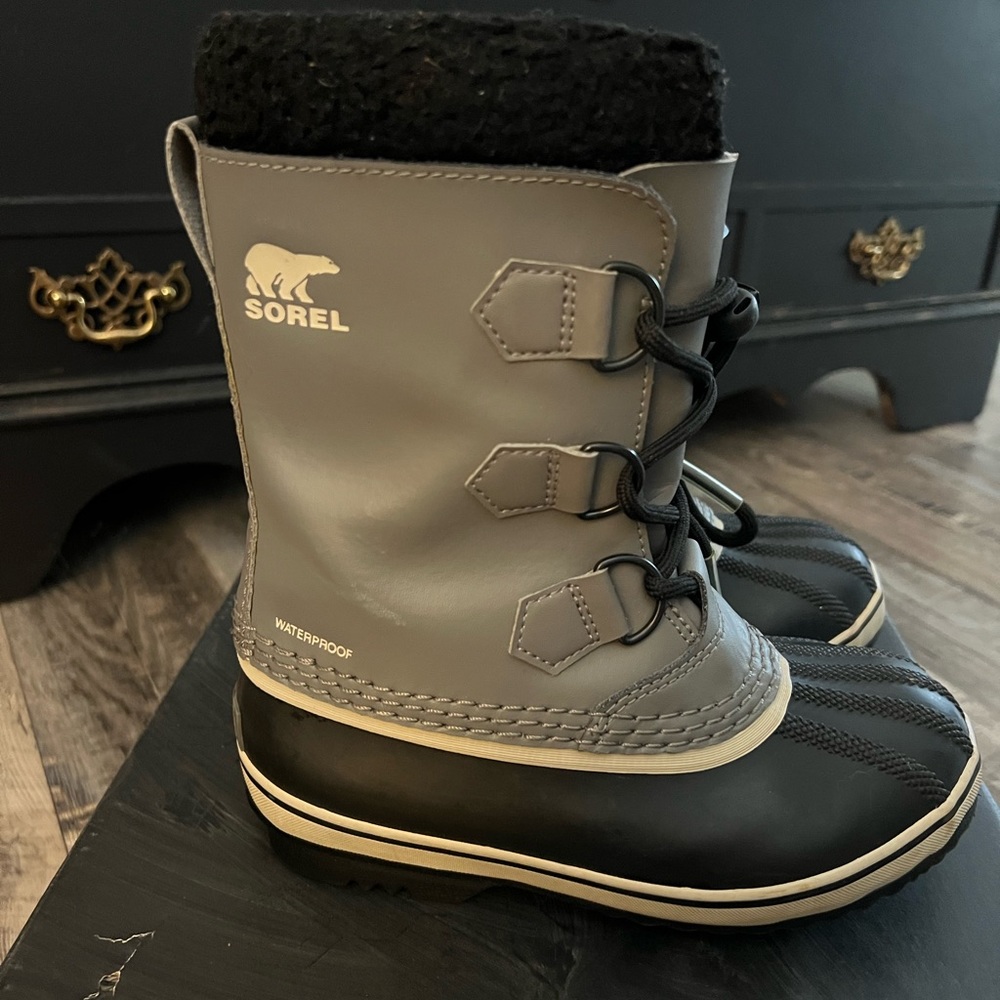 SOREL Yoot PAC TP boot (youth size 1)